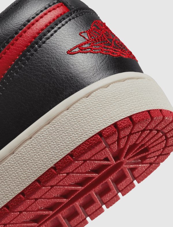 WOMEN S AIR JORDAN 1 LOW  BRED SAIL  For Sale - Image 3